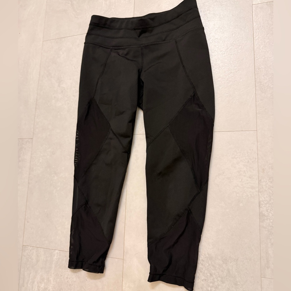 Athleta Black Capri Leggings 54023